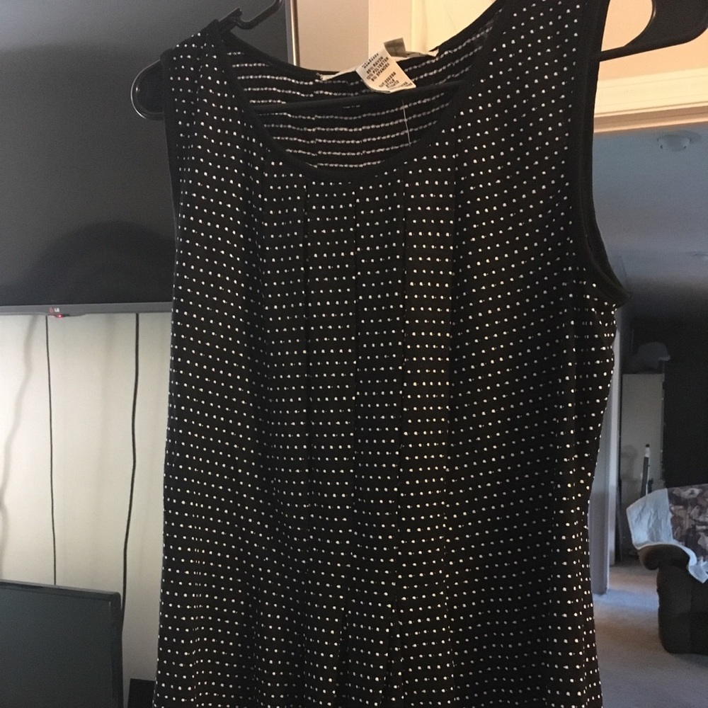 Tank and skirt outfit